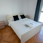 Luka Apartment