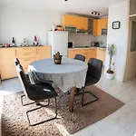 Luka Apartman Zára