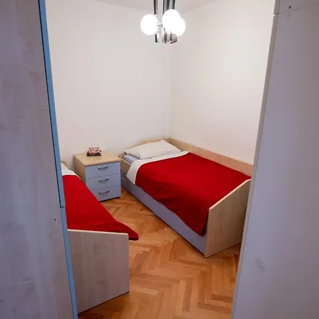 Luka Apartman